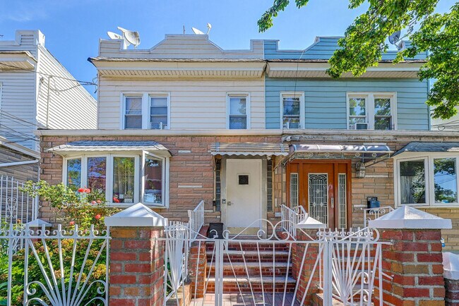 Building Photo - 45-15 97th St