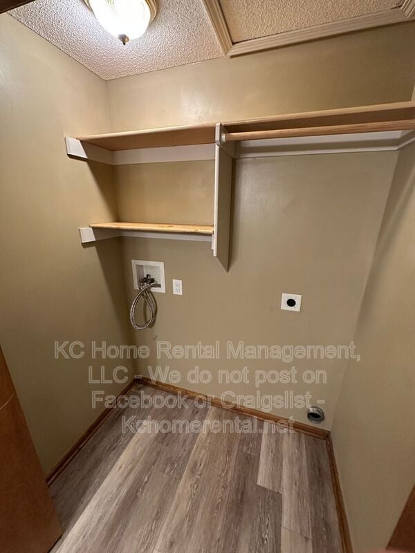 Building Photo - 7307 Rymeg Cir