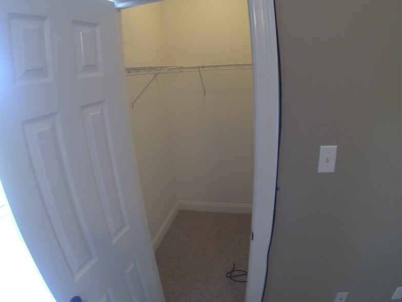 Building Photo - 38035 Post Office Rd