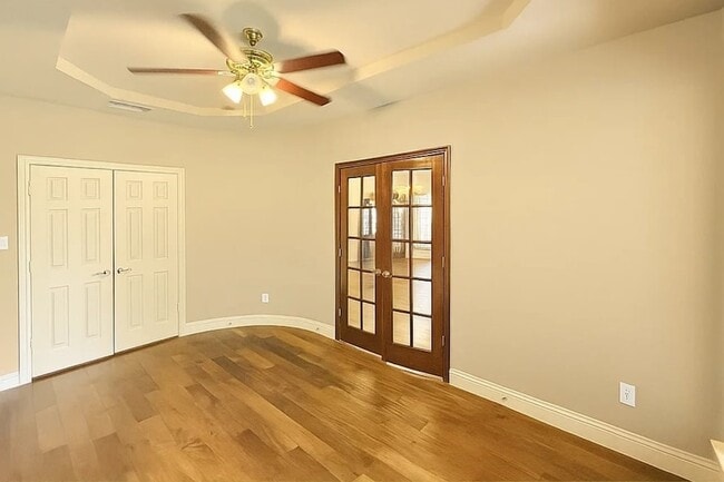 Building Photo - 6413 Fitzgerald Dr