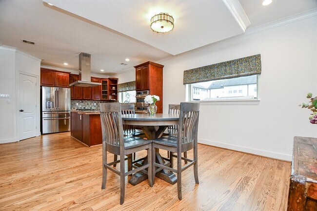 Building Photo - 6500 Calder St