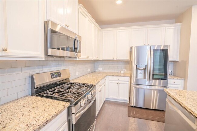 Building Photo - 2420 Boxwalking Ct