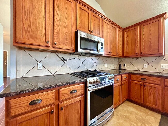 Building Photo - 1801 Rachel Ln