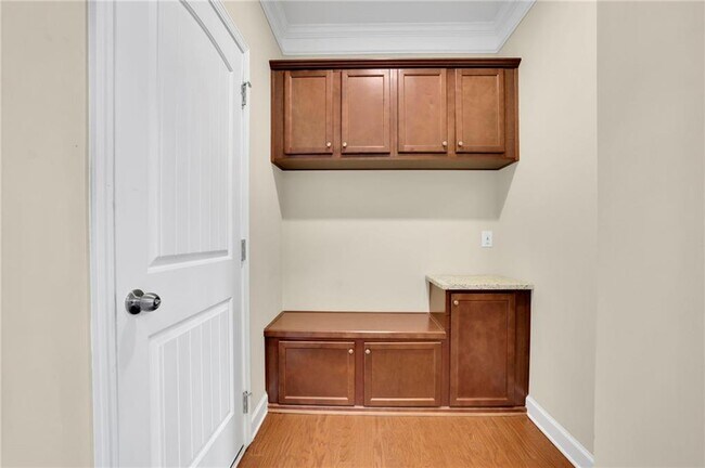 Building Photo - 4425 Holton Ave