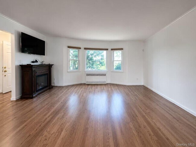 Building Photo - 757-757 Leslie Ln
