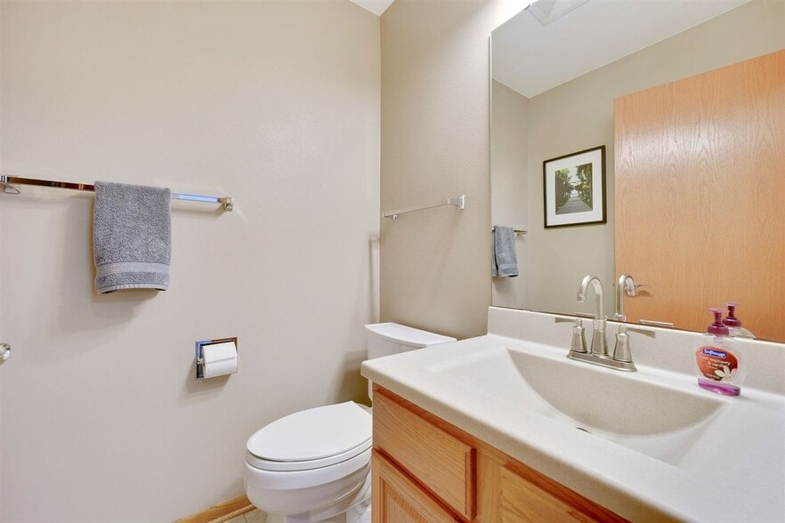 Building Photo - 3406 Snowy Pky