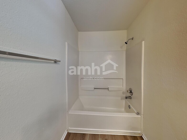 Building Photo - 3312 Whisper Bluff