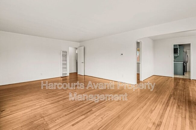 Building Photo - 911 Civic Center Dr