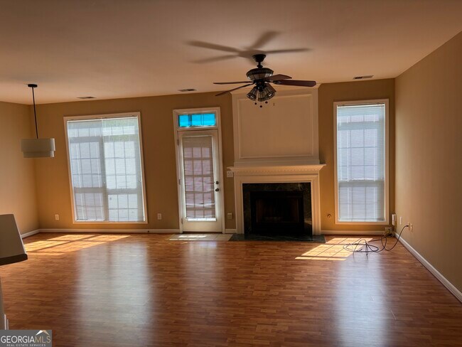 Building Photo - 709 Weatherstone Trce