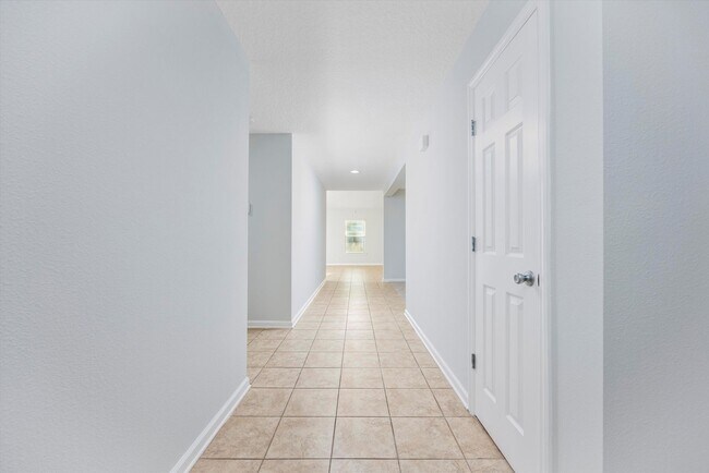 Building Photo - 76690 Timbercreek Blvd