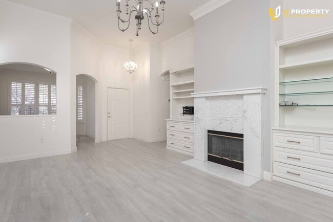 Building Photo - What's special