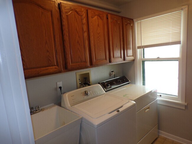 Building Photo - Home Coming Soon- 3bedroom; 2 bath