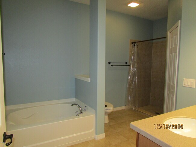 Building Photo - 1708 Maeve Cir