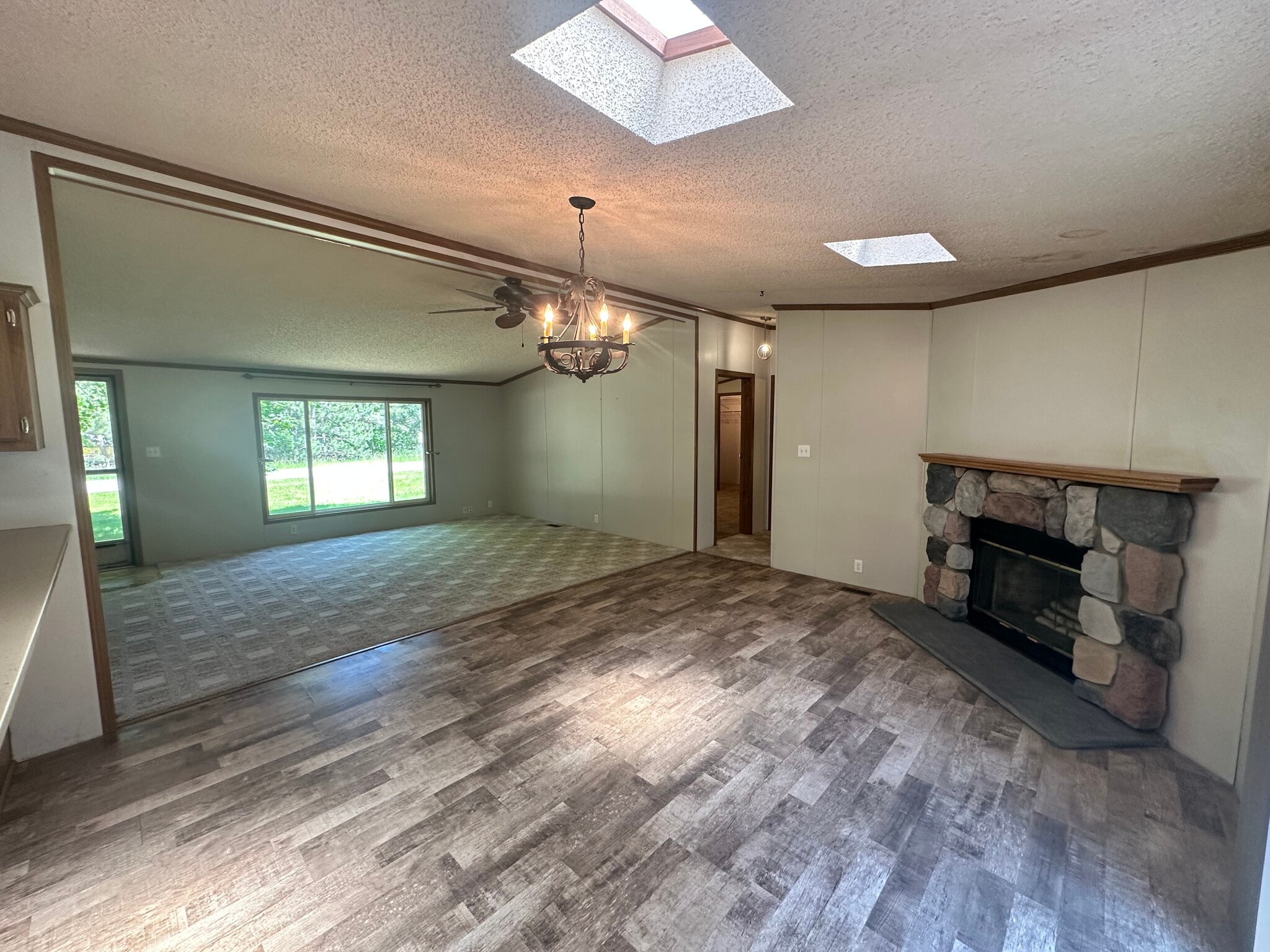 Building Photo - E2427 Holmes Rd