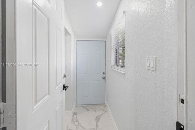 Building Photo - 15900 NW 18th Ave