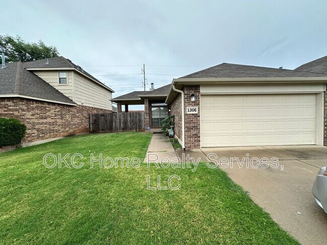 Primary Photo - 1306 SW 25th Street