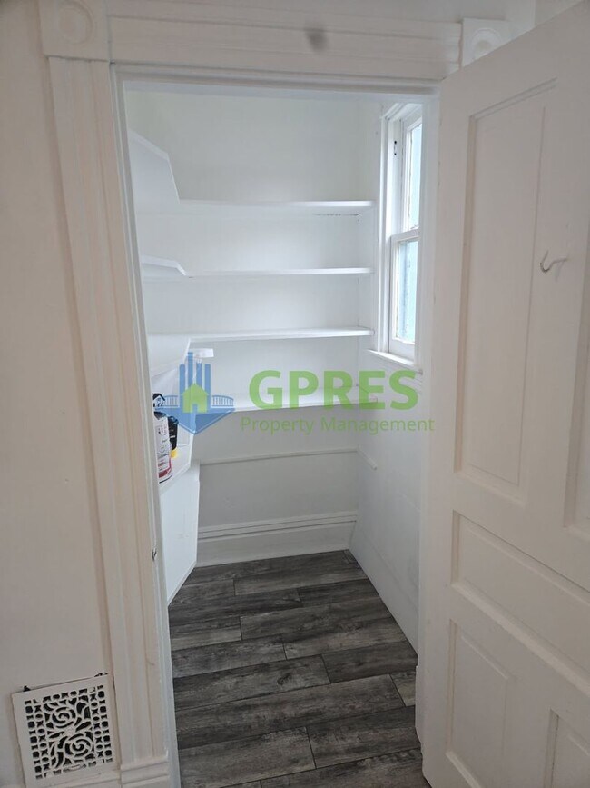 Building Photo - 159-161 Freeport Rd