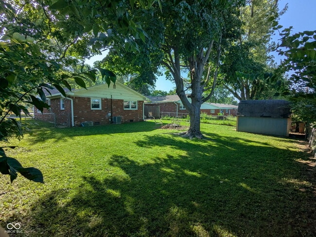 Building Photo - 7718 Southfield Dr