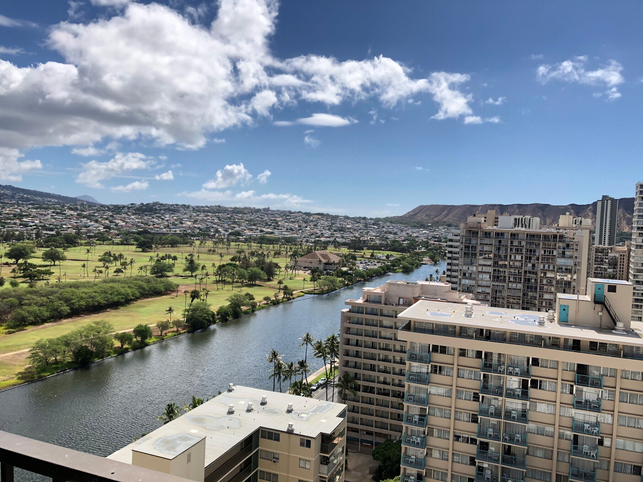 Building Photo - 2345 Ala Wai Blvd