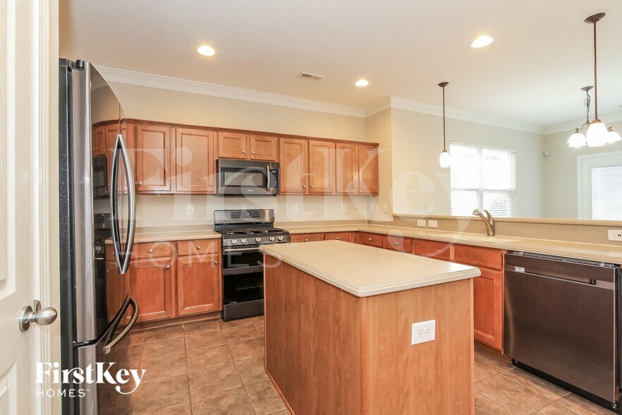 Building Photo - 13540 Aldenbrook Dr