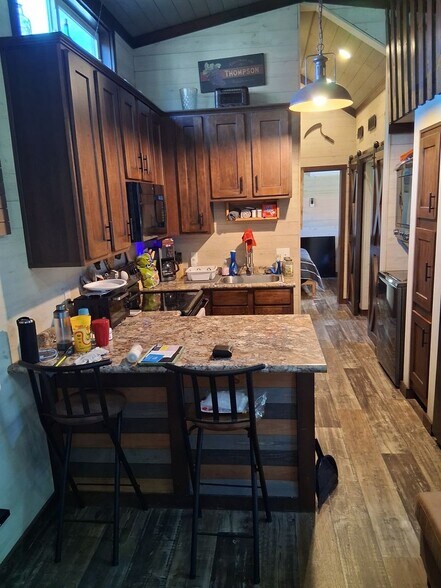 Building Photo - 31 Rest Awhile Ln