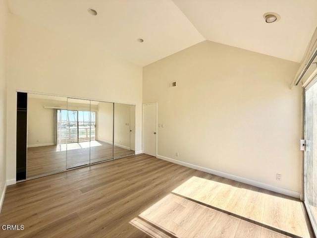 Building Photo - 574 Island View Cir