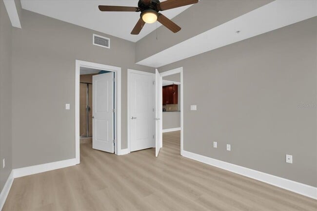 Building Photo - 101 S Eola Dr