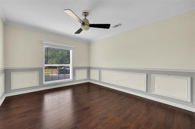 Building Photo - 3115 Creekside Dr