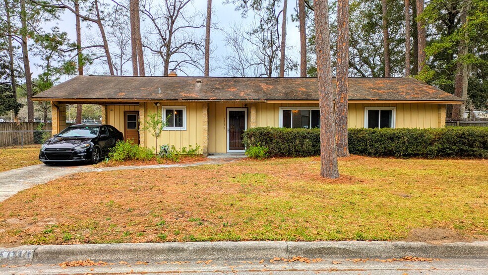 Building Photo - 5014 NW 29th St