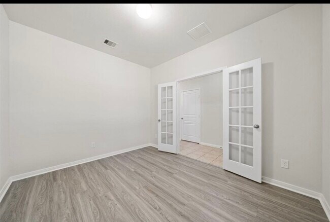 Building Photo - 5711 Water Violet Ln