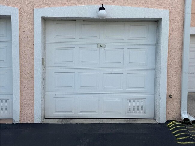 Building Photo - 1722 Gondola Park Dr