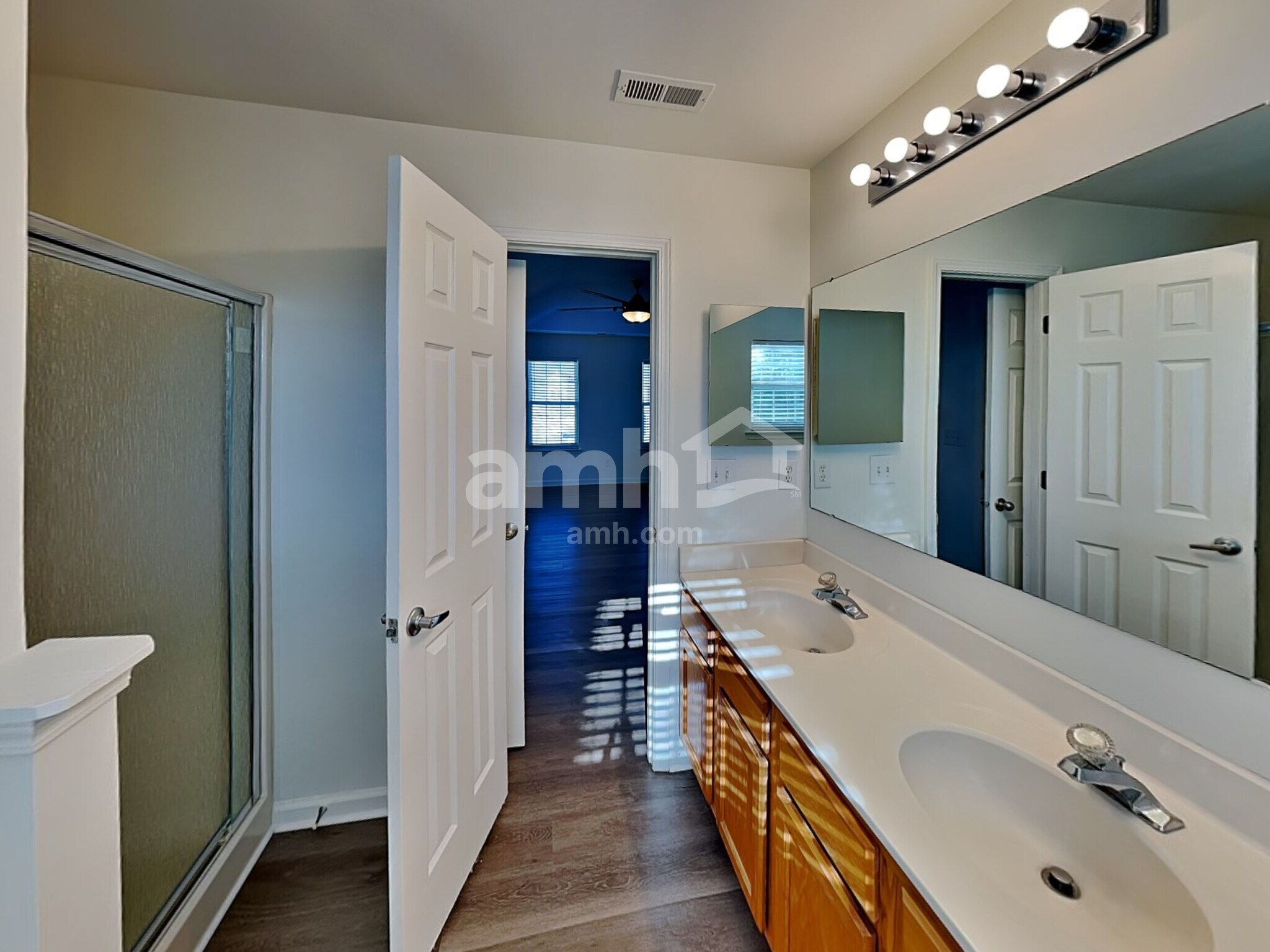 Building Photo - 154 Elrosa Rd