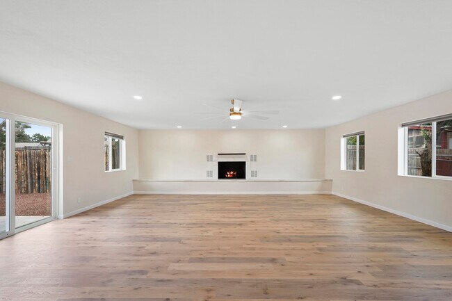 Building Photo - 3329 Siringo Rd