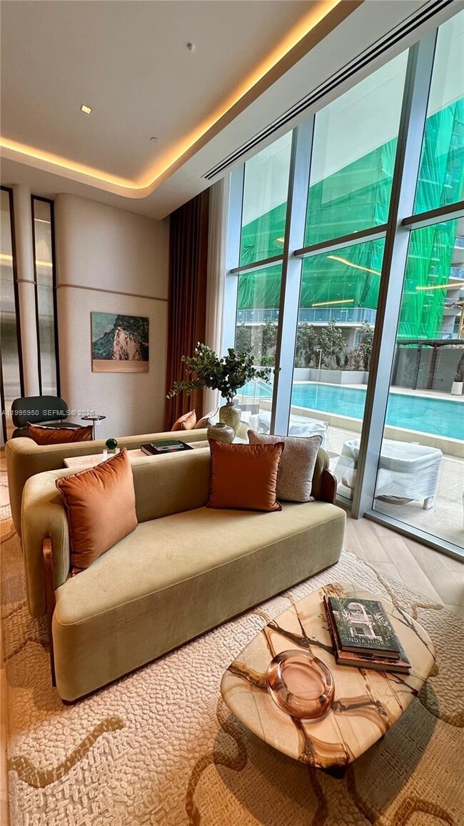 Building Photo - 77 SE 5th St