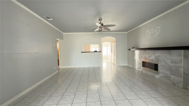 Building Photo - 37 SW 11th St