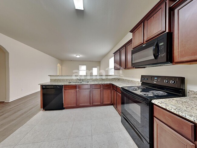 Building Photo - 1544 Park Trails Blvd