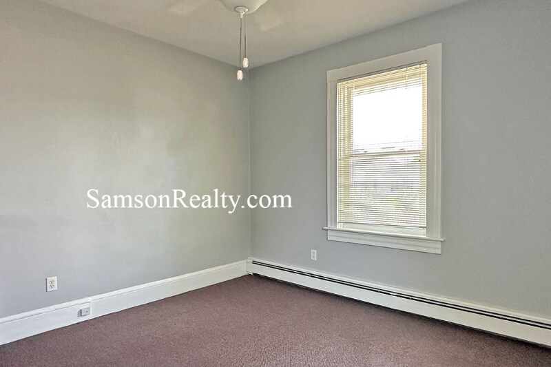 Building Photo - 57 Hazael St
