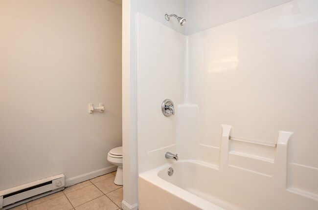 Building Photo - 705 1st St S
