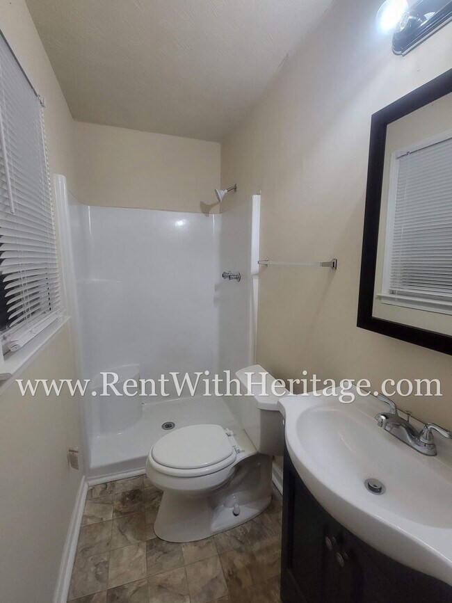 Building Photo - 5407 Wilder Dr