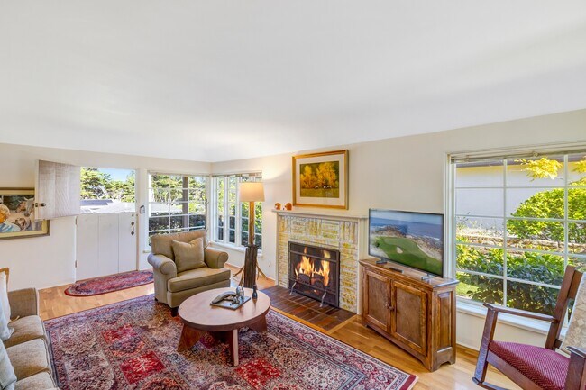 Building Photo - 969 Egan Ave