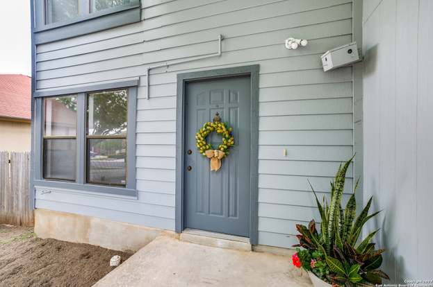 Building Photo - 12811 Hunting Bear