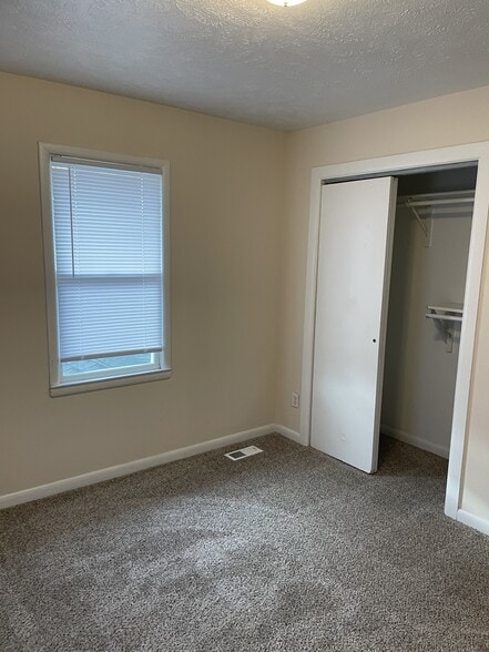 Bedroom 2 - 310 Galvin Rd N