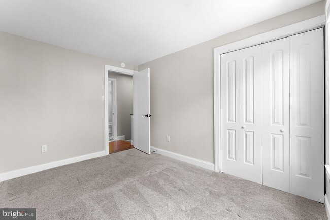 Building Photo - 17429 Gallagher Way