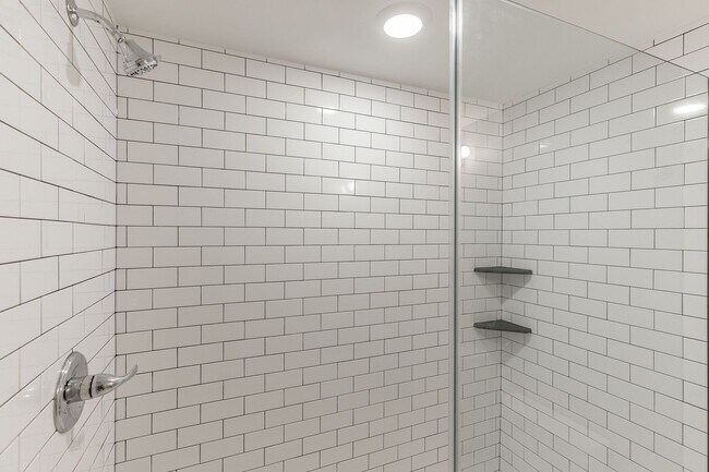 Building Photo - 1609 Ogden St