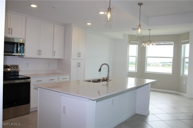 Building Photo - 5555 Double Eagle Cir