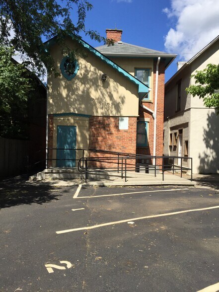 Building Photo - 303 E Livingston Ave