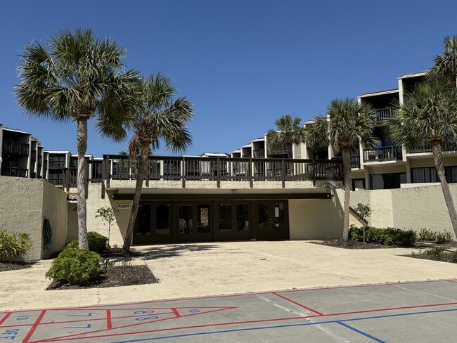 Building Photo - 5650-5A1A A1A S