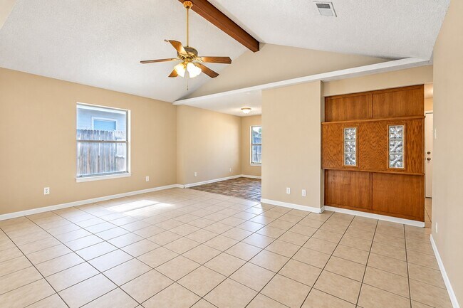 Building Photo - 4120 Tulip Tree Ct
