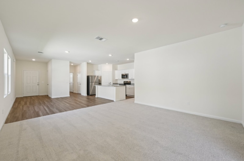 Building Photo - 108 Eleanor Ln