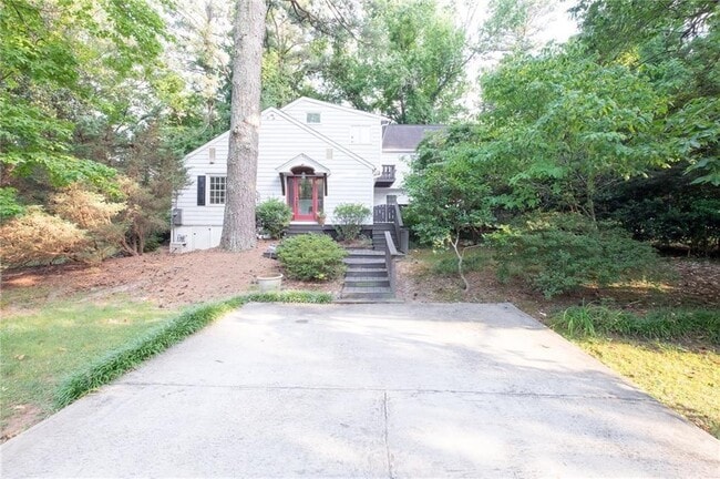 Primary Photo - 776 Valley Brook Rd